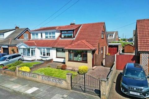 Chestnut Grove, Merseyside WA11 2 bed semi