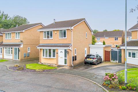 Carmarthen Close, Callands, WA5 3 bed detached house for sale