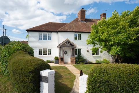 Bonnington Road, Bilsington 4 bed semi