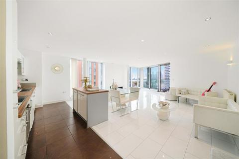 Ross Apartments, Royal Victoria Dock... 3 bed apartment for sale