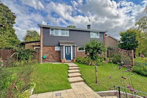 Chaucer Court, Ewelme OX10 4 bed detached house for sale