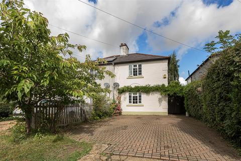 Lower Luton Road, Wheathampstead 2 bed semi