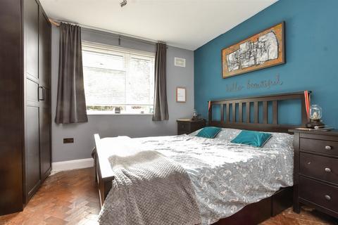 Wandle Court Gardens, Beddington, Surrey 2 bed ground floor flat for sale