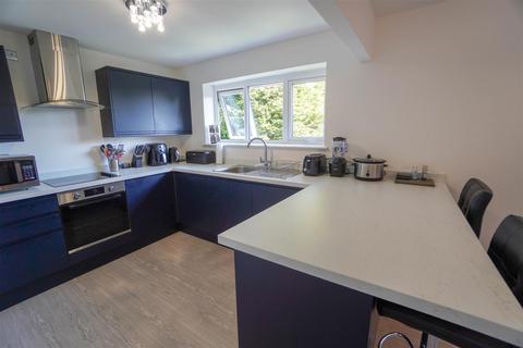 Drake Hall, Bolton BL5 2 bed flat for sale