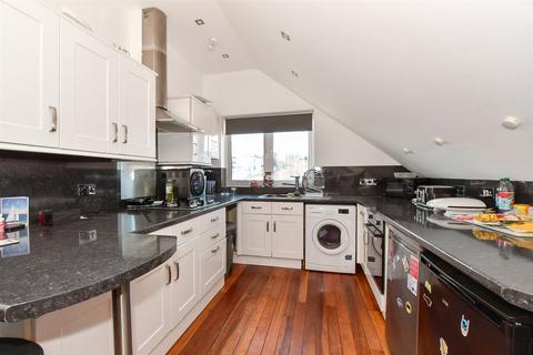 Union Road, Ryde, Isle of Wight 2 bed apartment for sale