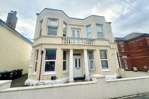 Rosebery Road, Bournemouth BH5 3 bed maisonette for sale