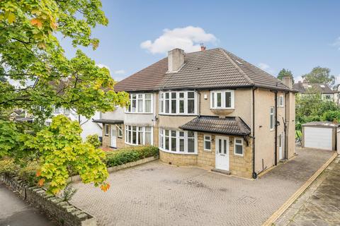 5 bedroom semi-detached house for sale