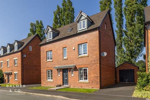 5 bedroom detached house for sale