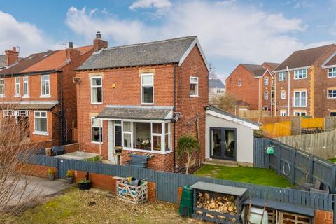 Sharlston, WF7 3 bed detached house for sale