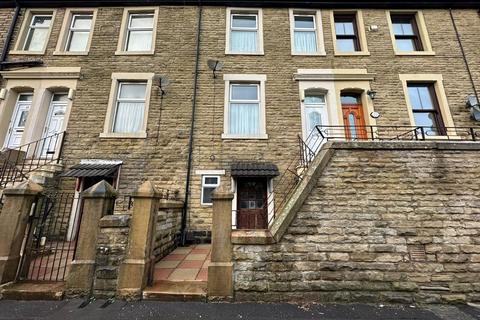 London Road, Blackburn. Lancs BB1 7HA 4 bed terraced house for sale