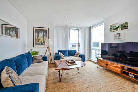 Great West Quarter, Brentford, TW8 2 bed flat for sale