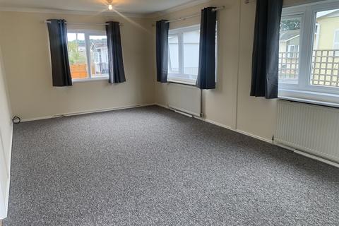 Oak Drive, Broadway Park... 2 bed park home for sale