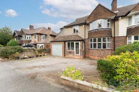 5 bedroom semi-detached house for sale