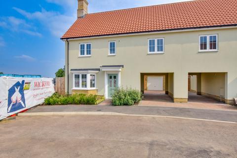 Woodlands Park, New Homes 5 bed link detached house for sale