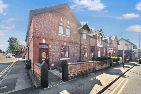 Aughton Street, Ormskirk L39 6 bed end of terrace house for sale