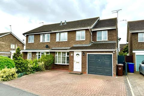 5 bedroom semi-detached house for sale