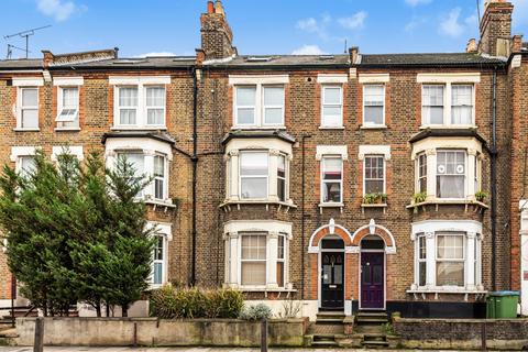 Woolwich Road, London 2 bed apartment for sale