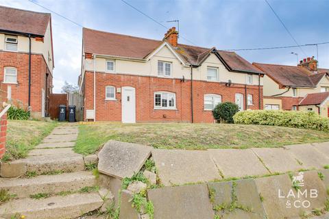 Spring Road, St Osyth CO16 4 bed semi