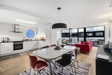 Royal Oak Yard, London, SE1 2 bed apartment for sale