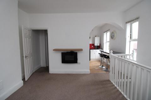 2 bedroom maisonette for sale