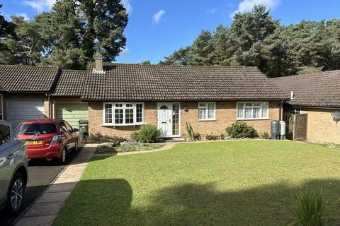 The Sands, Whitehill GU35 3 bed detached bungalow for sale