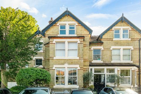 Blakeney Road, Beckenham 2 bed apartment for sale