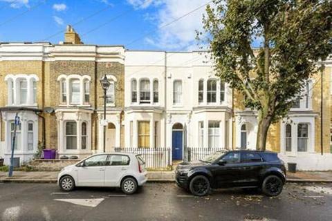 87 Antill Road, London E3 2 bed maisonette for sale