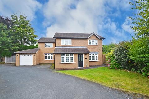 Carlton Close, Bicton Heath, Shrewbury 4 bed detached house for sale