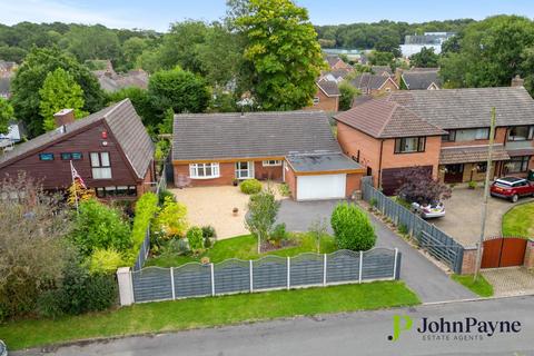 Banner Lane, Tile Hill, Coventry, CV4 3 bed bungalow for sale