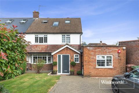 4 bedroom semi-detached house for sale