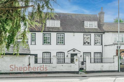 High Road, Wormley, Broxbourne EN10 5 bed terraced house for sale