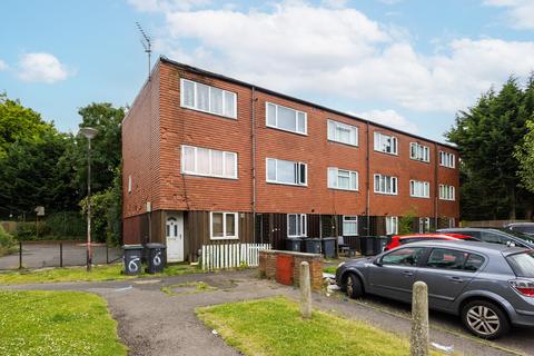 Dunstable Road, Luton LU4 4 bed terraced house for sale
