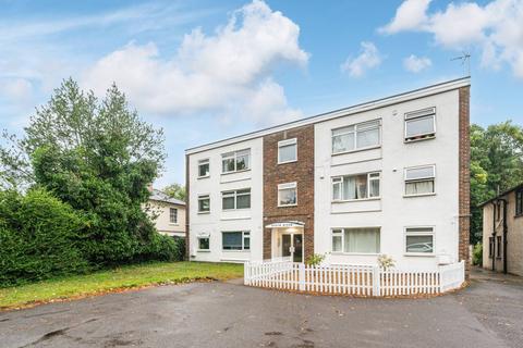 Bromley Common, Bromley, BR2 2 bed flat for sale