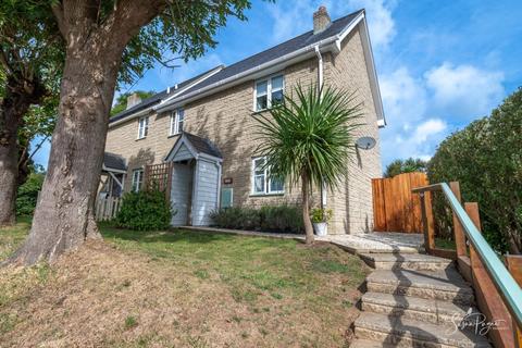 Bannock Road, Whitwell, Ventnor 3 bed semi
