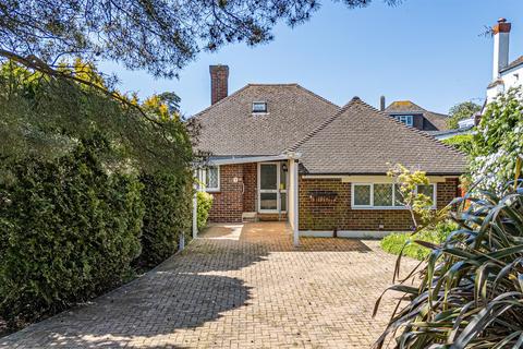 Dunclutha Road, Hastings 3 bed detached house for sale