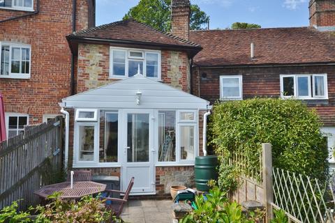 North Street, Petworth 2 bed cottage for sale