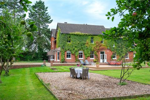 Copley Lane, Aberford, Leeds, LS25 6 bed detached house for sale