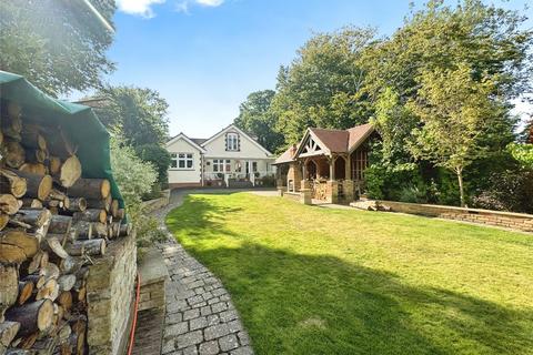 Edwin Road, Kent ME8 6 bed bungalow for sale