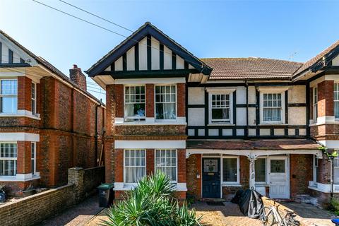 Shakespeare Road, Worthing, West... 2 bed flat for sale