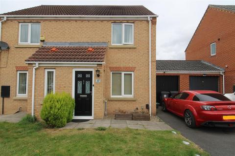 2 bedroom semi-detached house for sale