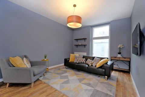 Flat 6 Fraser House, The City Centre... 3 bed flat for sale