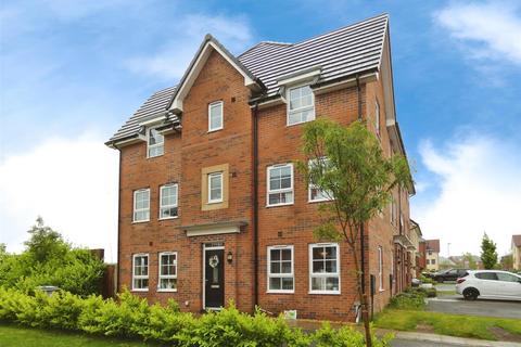 Meadow Brown Place, Sandbach 4 bed semi