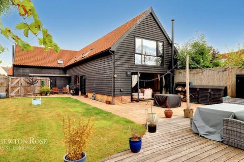 4 bedroom barn conversion for sale