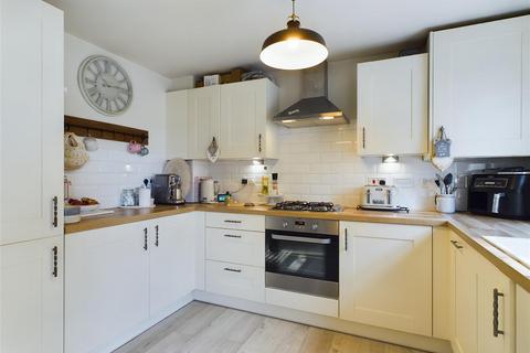 12 Nalton Drive, Driffield, YO25 5GE 3 bed house for sale