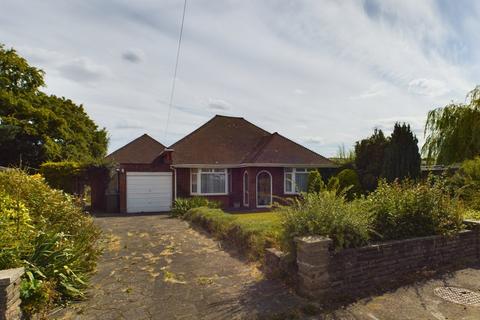 Tile Kiln Lane, Hemel Hempstead, HP3 3 bed detached bungalow for sale