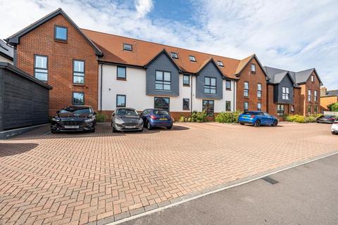 Thatcham,  Berkshire,  RG18 2 bed flat for sale