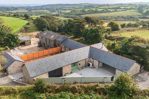 Longdowns, Penryn 3 bed barn conversion for sale