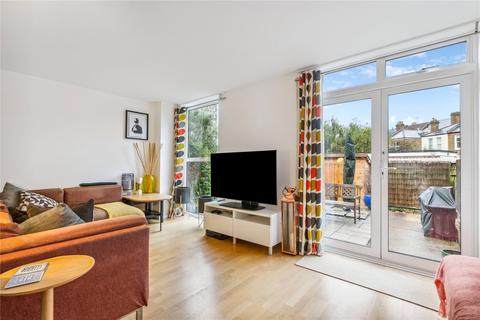 Hunter Close, SW12 2 bed house for sale