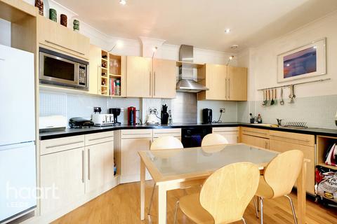 East Street, Leeds 2 bed apartment for sale