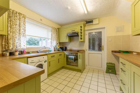 The Highway, Pontypool NP4 3 bed detached house for sale